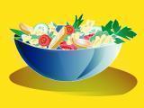 Pasta med skinketern, majs, ærter og grønt