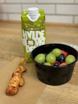 Nyhed: Frokost boks m. kyllingespyd, frugtmix og hyldedrik